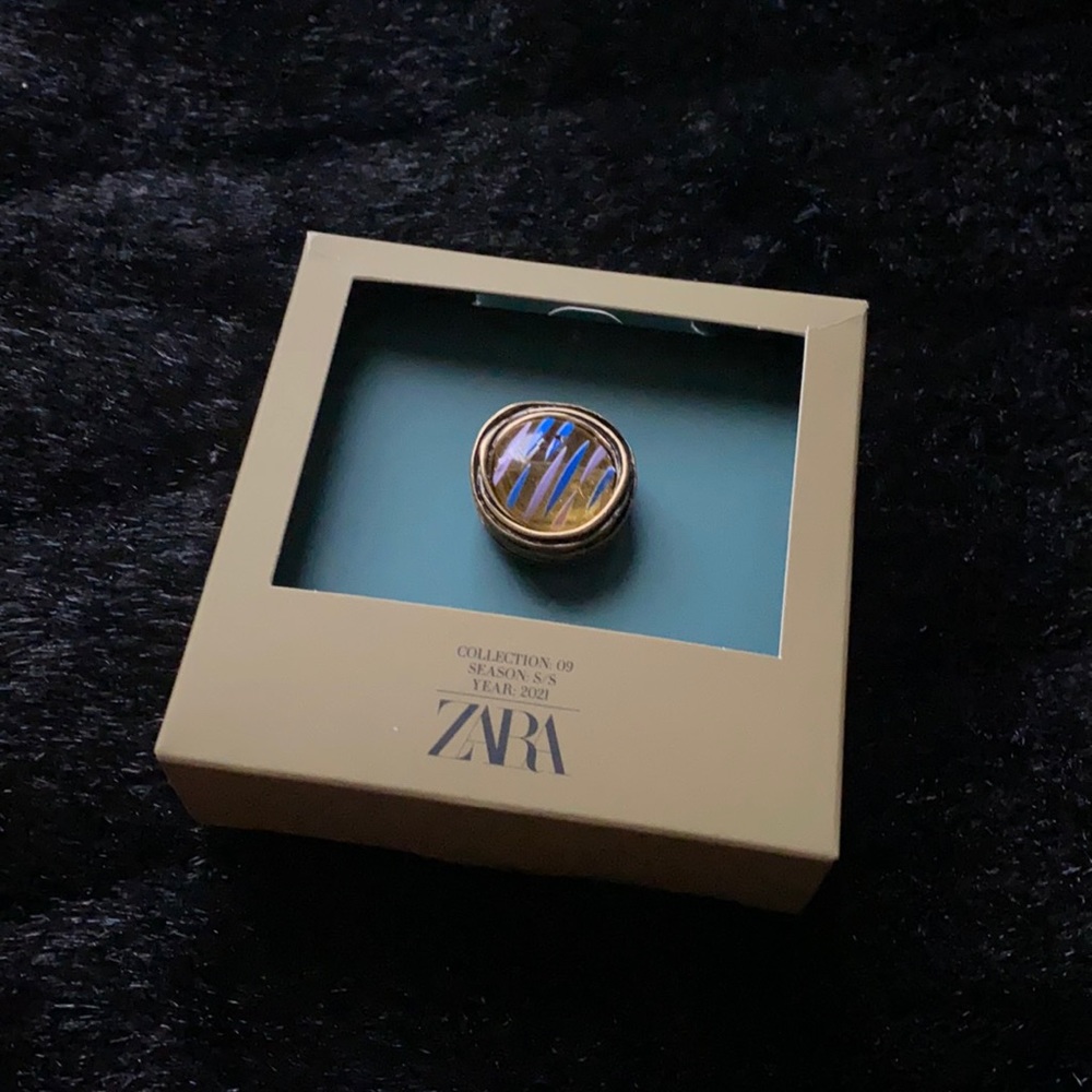 Zara Ring